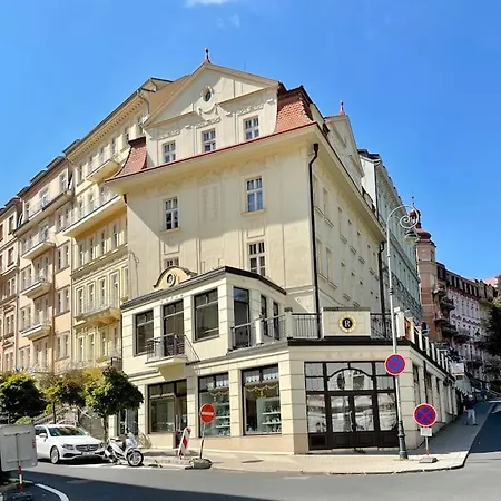Huge Two Floor Apartment On The Park Colonnade With Free Parking For One Car, 160 Sqm Karlovy Vary Exterior photo