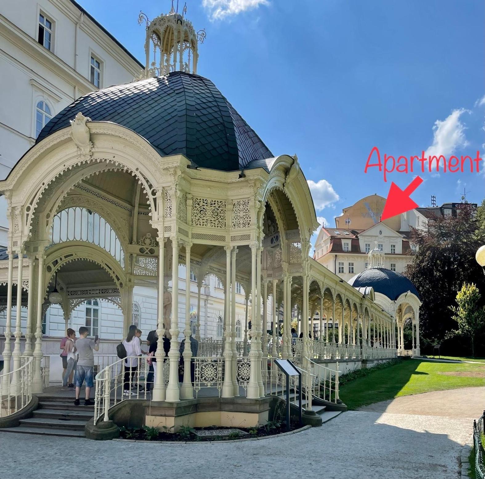 Апартаменты Huge Two Floor On The Park Colonnade With Free Parking For One Car, 160 Sqm